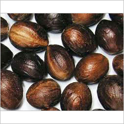 Shelled Nutmegs
