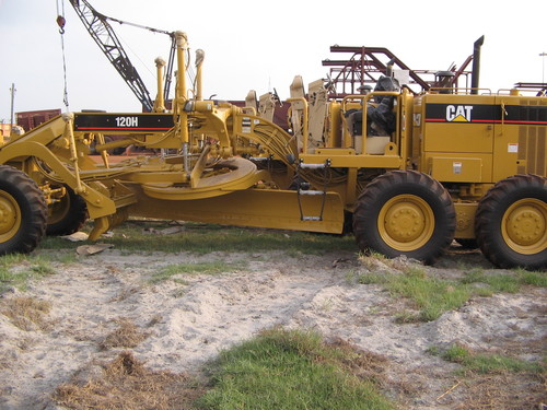 Transport Agents - Caterpillar 12M Heavy Equipment, 12 ft Blade Width, 200 HP Engine Power, Efficient Transport, Reliable Service, Yellow, 30 Tons