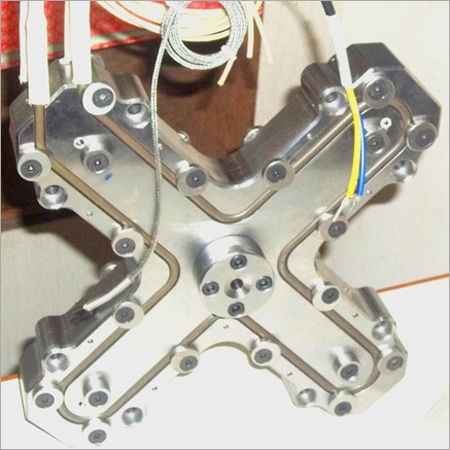 Fully Hot Runner Systems