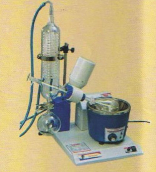 Rotary Vacuum Evaporator Vertical Condenser Model No. SSI/65