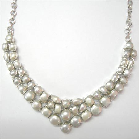 Artificial Pearl Necklace
