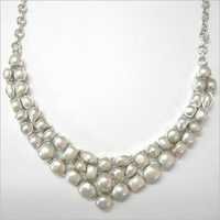 Artificial Pearl Necklace