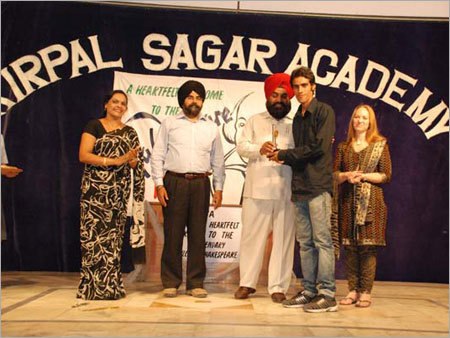 Price Distribution Ceremony