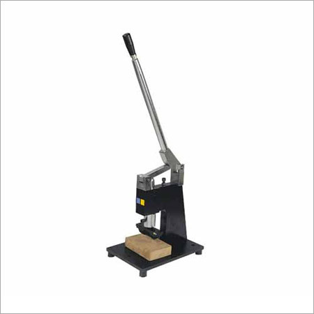 Dumbbell Cutting Press