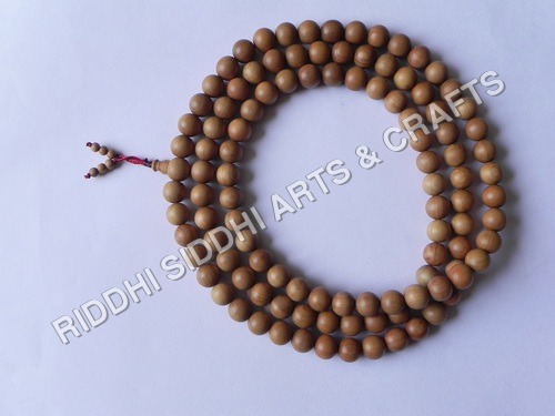 wrist mala sandalwood