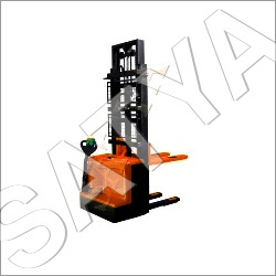 Battery Operated Stacker Rental Services