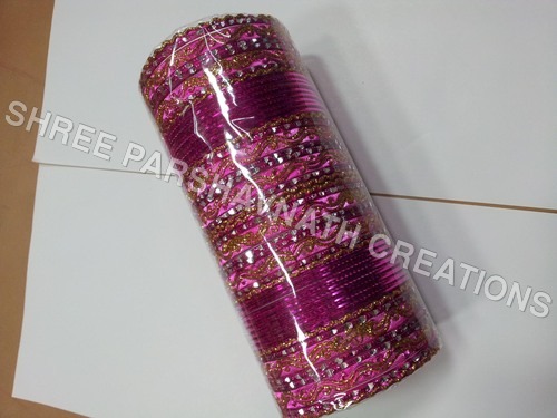 Cutting  pink bangles sets