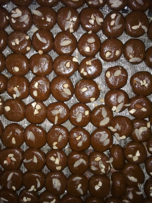Lal Peda