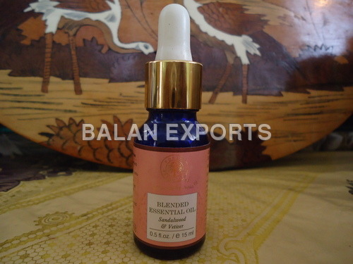 Sandal Wood & Vettiver Oil