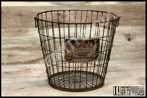 Vintage Wire Basket 