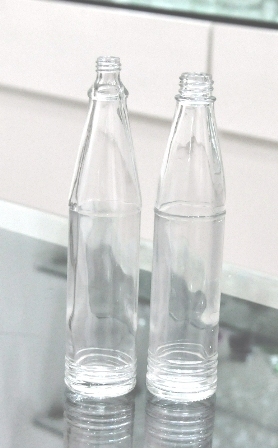 Hot Sauce Glass Bottles By G. M. OVERSEAS