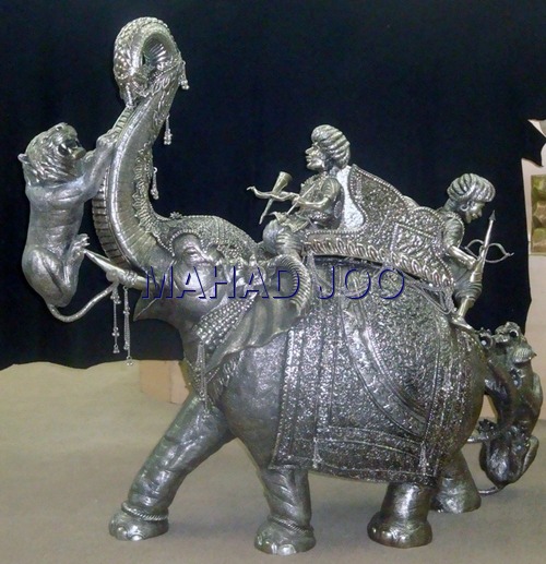 SILVER ELEPHANT SHAKRA
