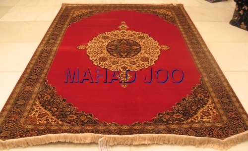 SILK ON SILK CARPET