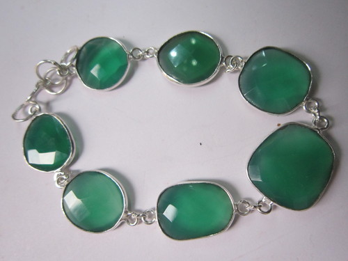 8 Inch Green Onyx 7Pcs. 13mm -19mm Connector Bracelet
