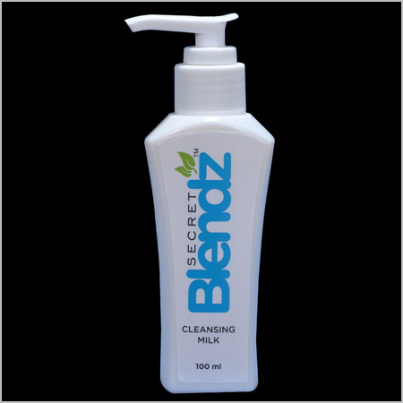Skin Whitening Cleansing Milk