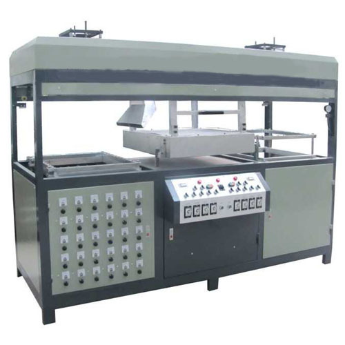 Double Heads Vacuum Forming Machine