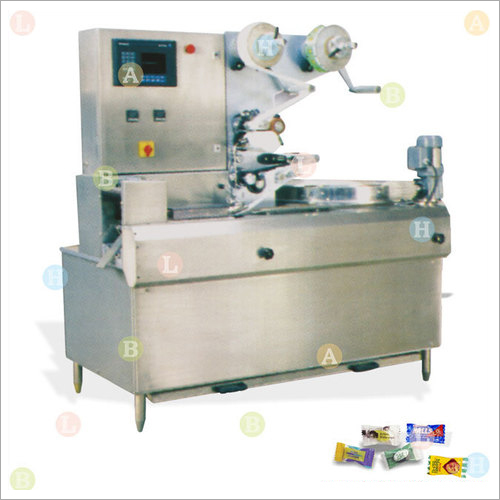 Automatic Pillow Packing Machine for Candies - Stainless Steel 1500x800x1200 mm Silver | Automatic Operation Durable Design High Speed Food Grade