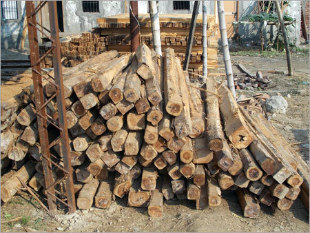 Industrial Teak Wood Logs