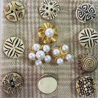 Buttons