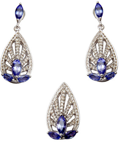 Pave Set Diamond And Gemstone Gold Pendant Jewelry Gender: Women'S