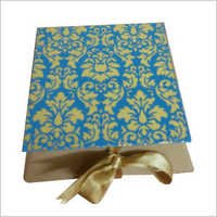 Triangle chocolate box