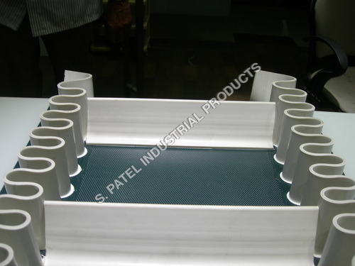 PVC Conveyor Belt with Side Wall / Cleats