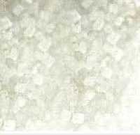 व्हाइट मास्टर बैच और एडिटिव्स