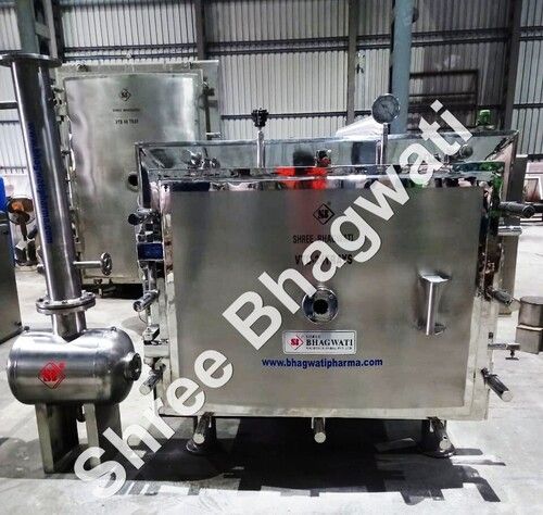 Vacuum Tray Dryer Capacity: 10-10000 Kg/Hr