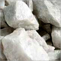 Premixed Ramming Mass - Boric Acid, Off-White, Density 2.5 g/cm³ | Optimum Mixture, Less Wastage, Long Life, Consistent Quality
