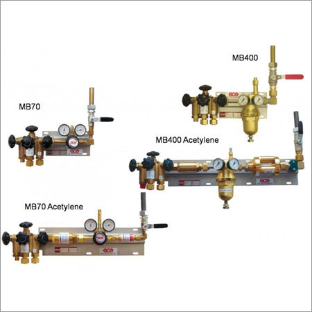 High Flow Cylinder Changeover Regulator