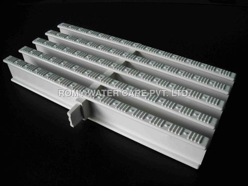 Swimming Pool Grating