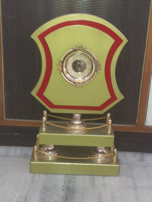 Wooden Trophy code 7