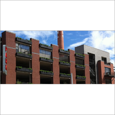 Wilshire Box Hanging Planters