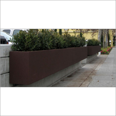 Wilshire Box Hanging Planters
