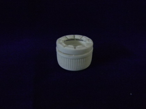 28 mm pilfer proof screw knuckle cap