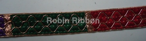 Dhupian lace