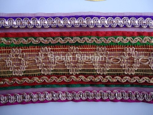 Dhupian lace