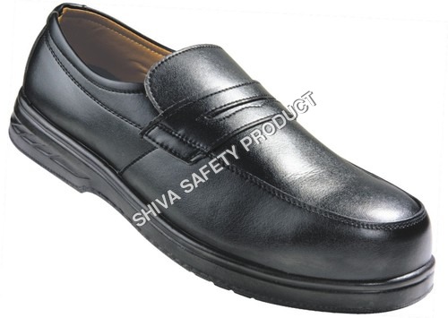Vaultex safety shoes