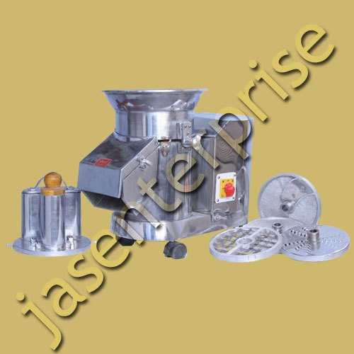 Vegetable Cutter Capacity: 100 To 125 Kg/Hr