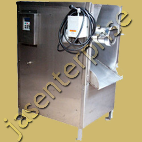 Dough Kneader With Extruder Capacity: 10 To 25 Kg/Hr