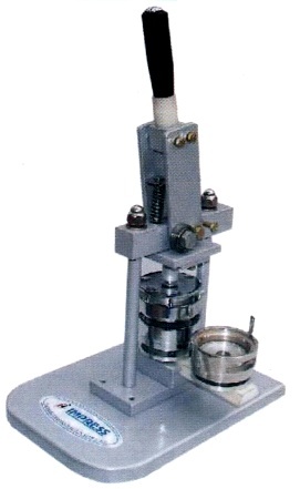 Button Badge Press