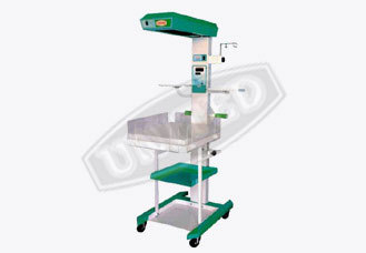 शिशु रेडिएंट वार्मर