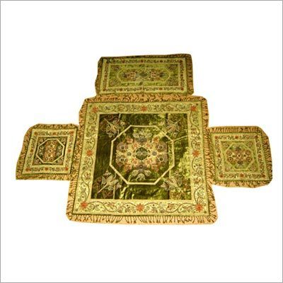 Velvet Table Cover 4 Peice Set