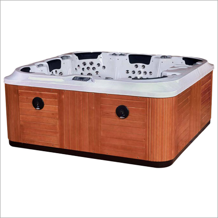 Cosmo Designer Spa Tub