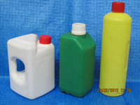 Double Pinch Bottle - Plastic, 500-1000 ml | Cap with Brush, Ideal for Chemical and Pharmaceutical Industries