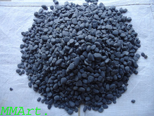 water filtration for black natural round and uneven shape rough stone