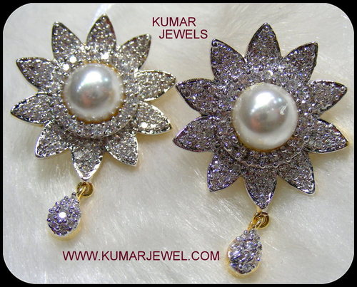 Flower Shape Earring.