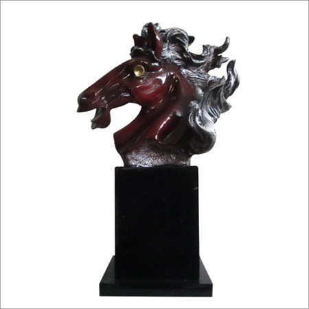 Decorative statue