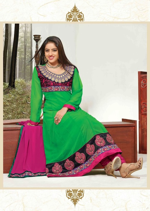 Latest Bollywood Salwar Kameez