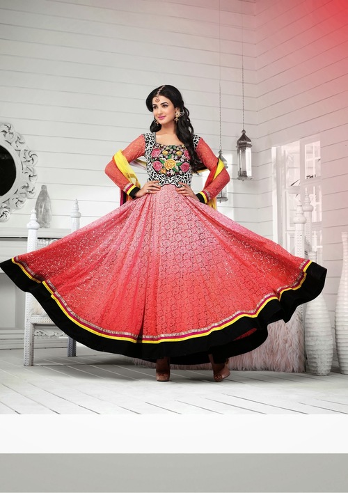  Bollywood Celebrities In Salwar Kameez